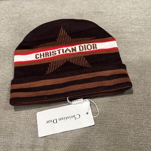 Beanie in Brown and Red